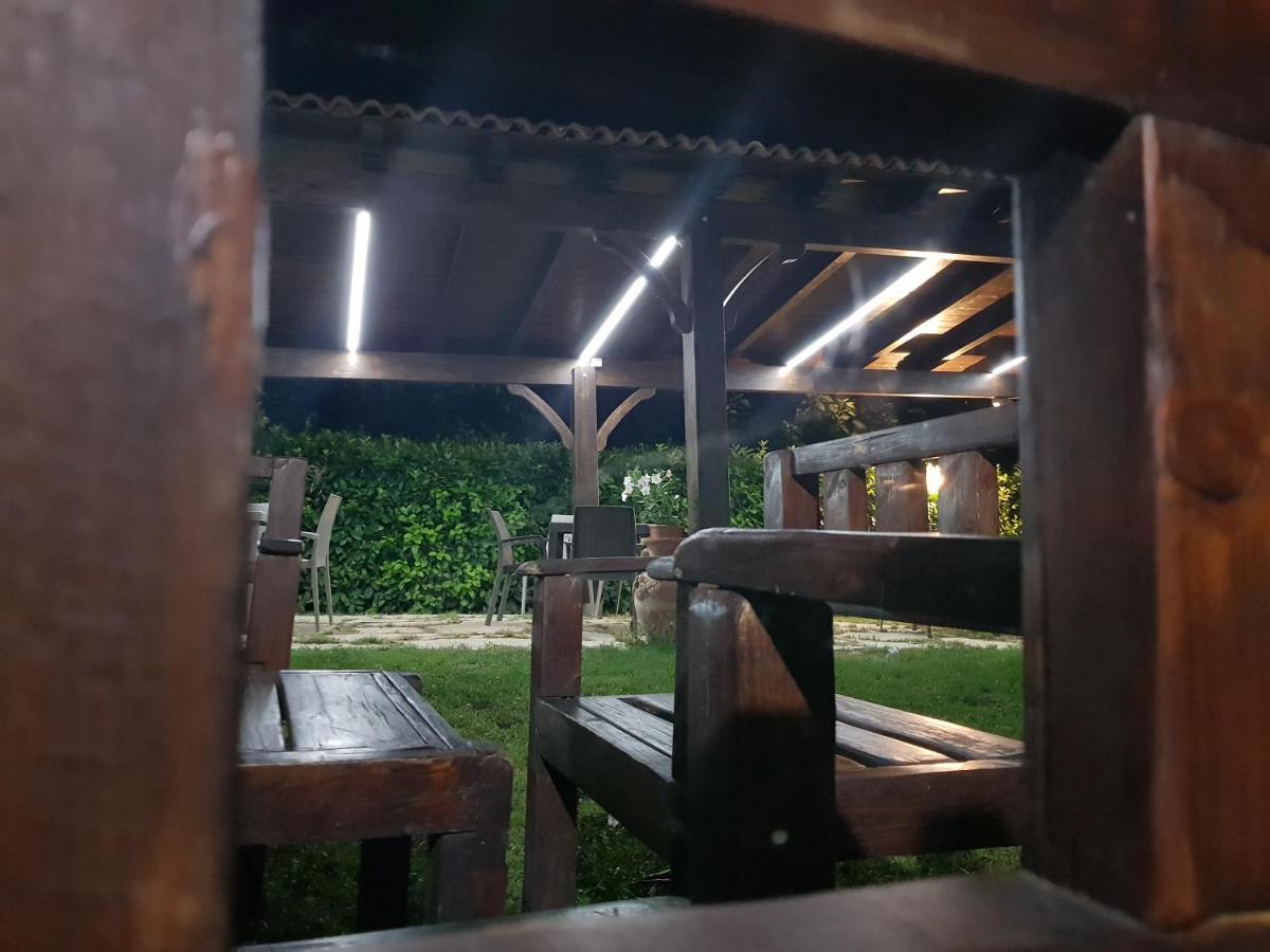 La Taverna Morcone Exterior photo